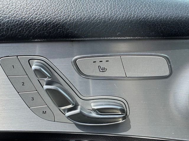 Used 2020 Iridium Silver Metallic Mercedes-Benz GLC 300 image 7