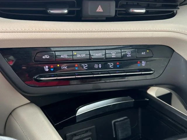 Used 2023 White Buick Avenir image 45