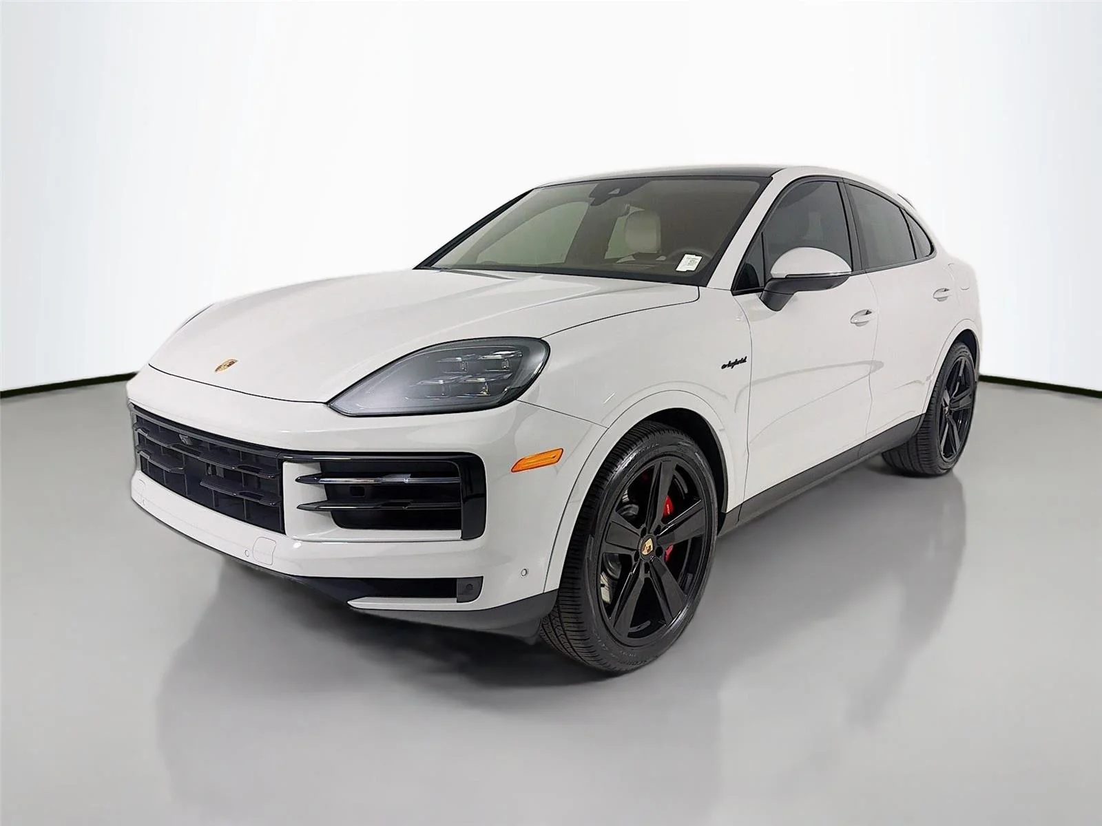 2025 Porsche Cayenne S E-Hybrid's photo