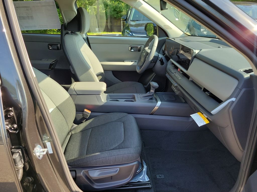 New 2027 Interstellar Gray Kia S image 7