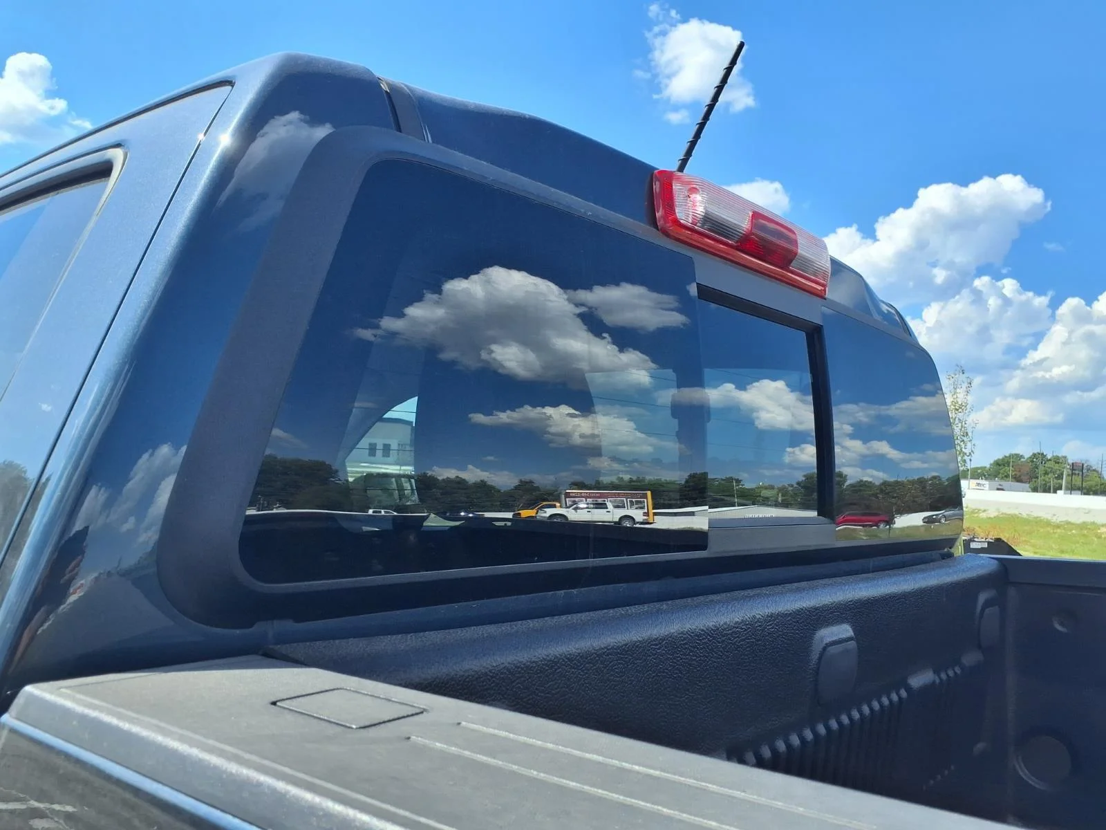 Used 2020 Shadow Gray Metallic Chevrolet 4WD Z71 image 22