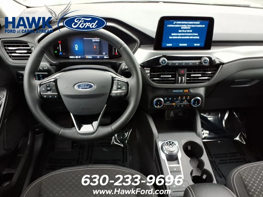 Used 2024 Silver Ford Active image 7
