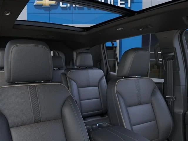 New 2026 Mosaic Black Metallic Chevrolet High Country image 24