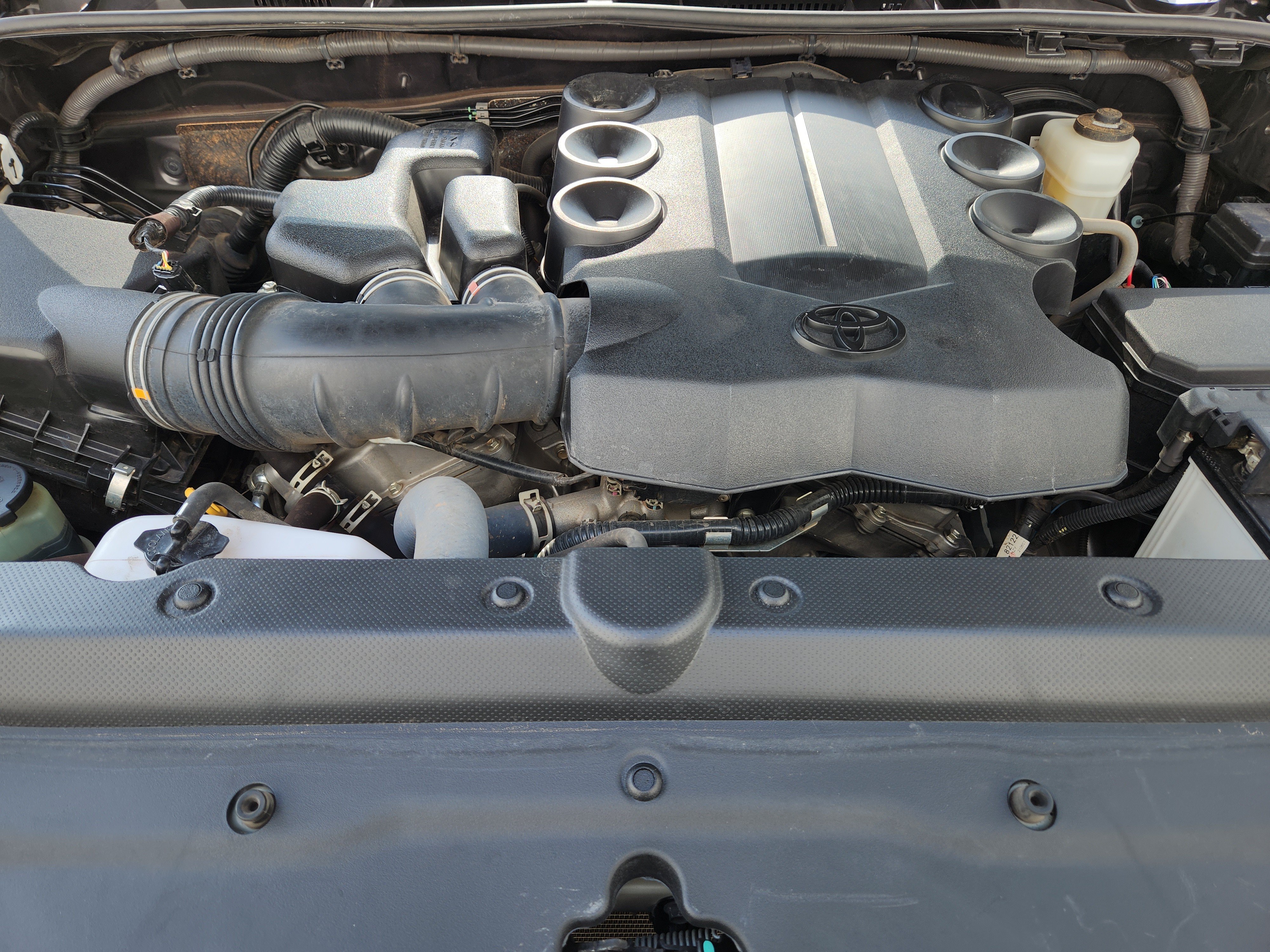 Used 2021 Magnetic Gray Metallic Toyota SR5 image 32