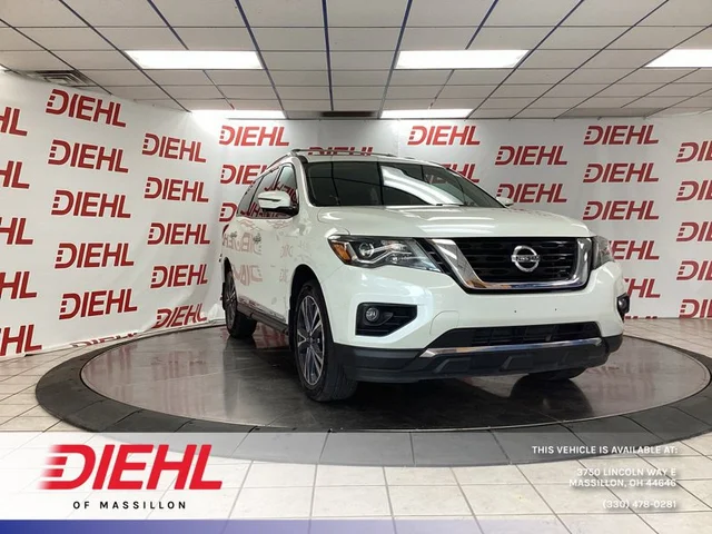 2017 Nissan Pathfinder Platinum
