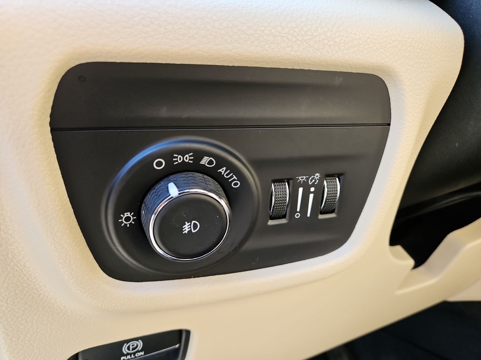 2023 Jeep Grand Cherokee Limited - Photo 22
