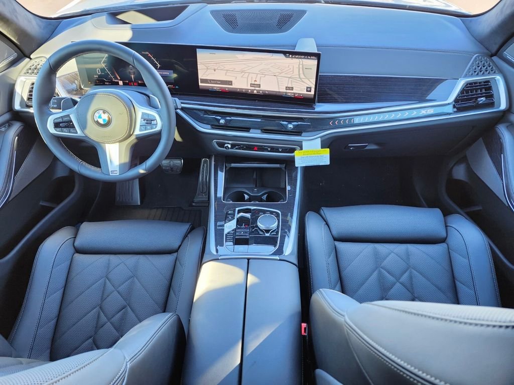 Used 2026 Gray BMW xDrive40i image 10