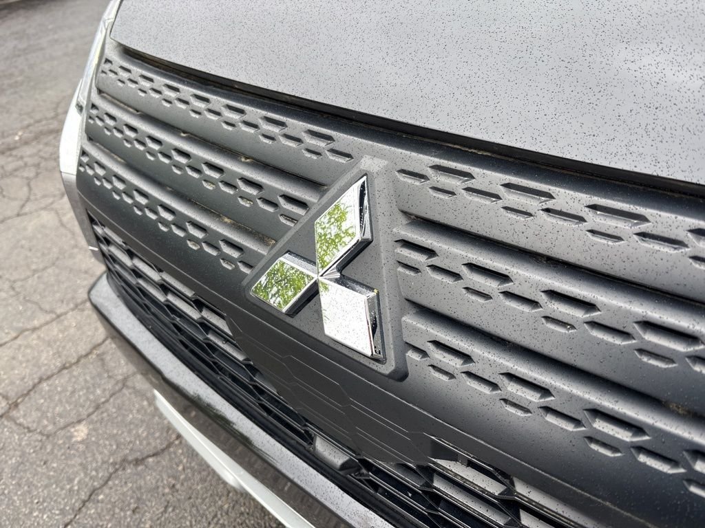 2024 Mitsubishi Eclipse Cross SE - Photo 9