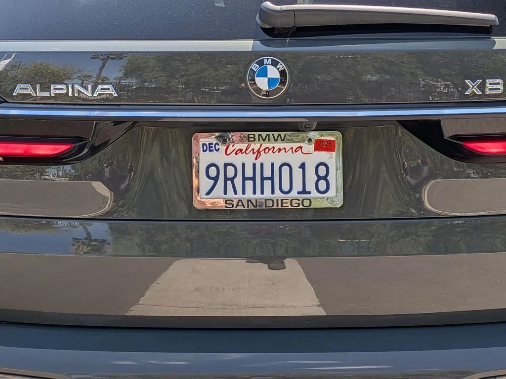 Used 2025 Gray BMW ALPINA XB7 image 39