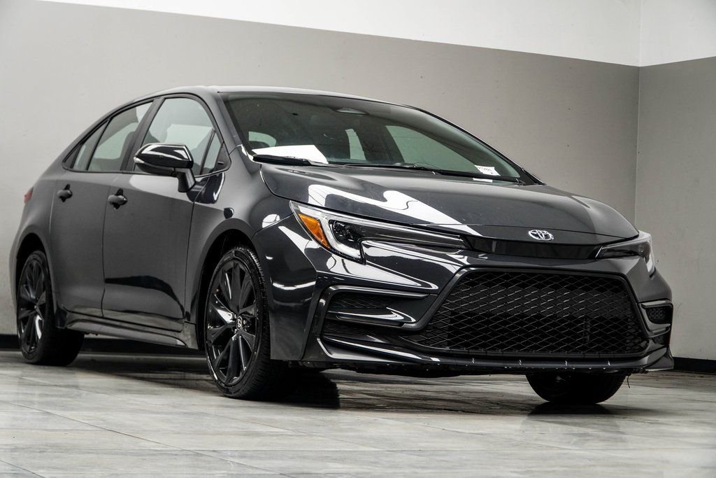 Used 2023 Gray Toyota SE image 6