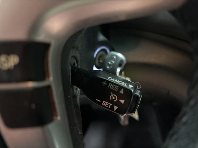 Used 2013 White Toyota SE image 14