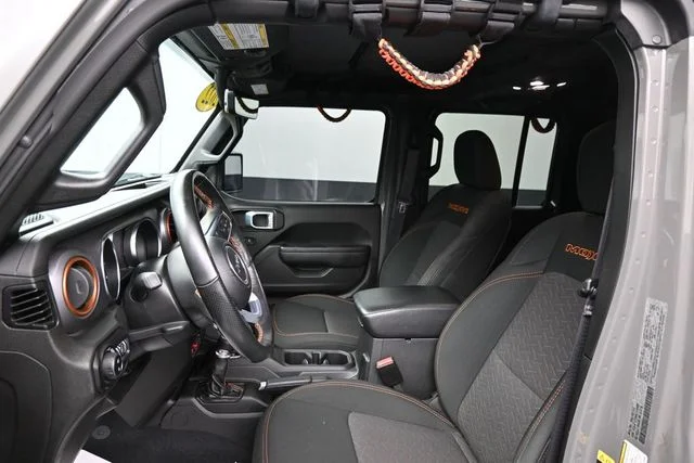 Used 2022 Gray Jeep Mojave image 24