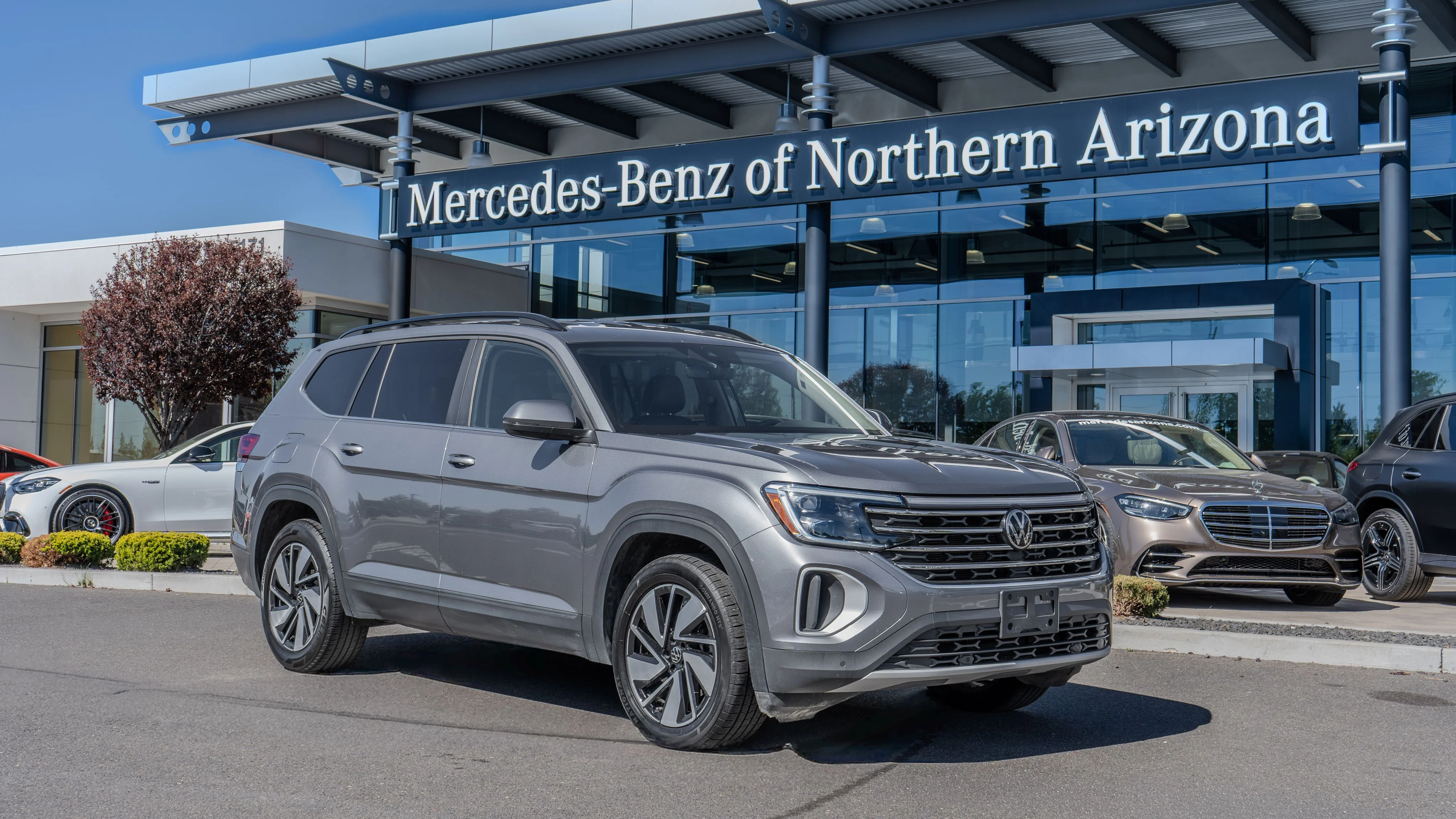 2024 Volkswagen Atlas SE w/Tech