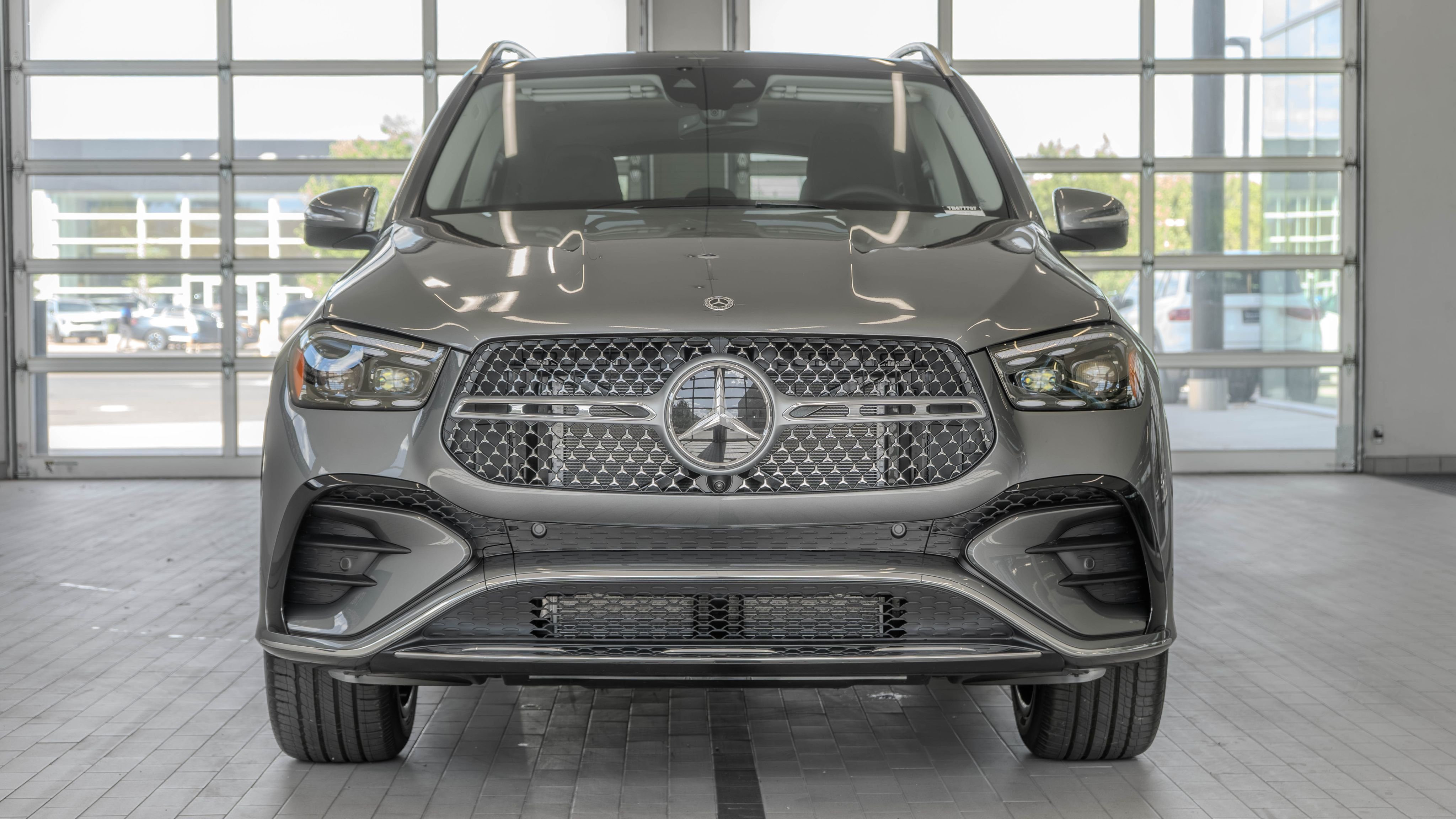 New 2026 Selenite Grey Metallic Mercedes-Benz GLE 450 image 11