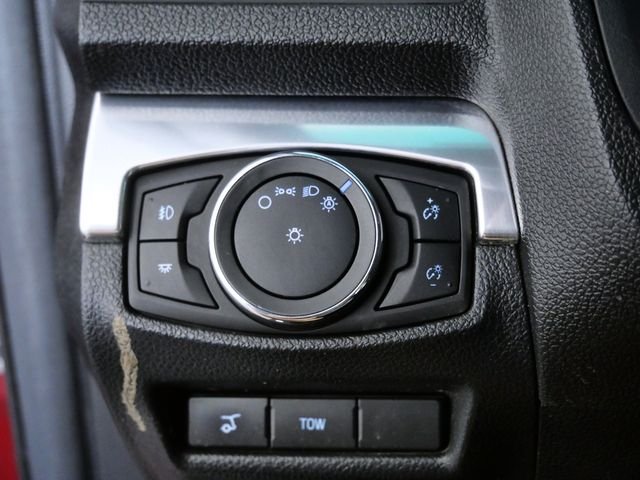 Used 2016 Red Ford Limited image 26