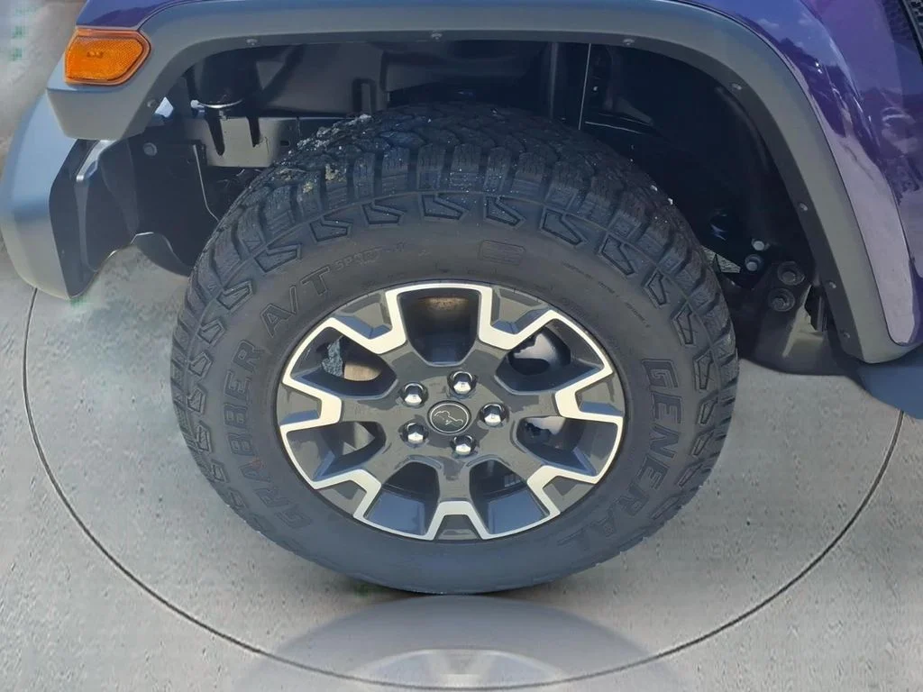 New 2026 Reign Exterior Paint Jeep Sahara image 4