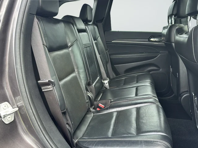 Used 2021 Gray Jeep Limited image 25