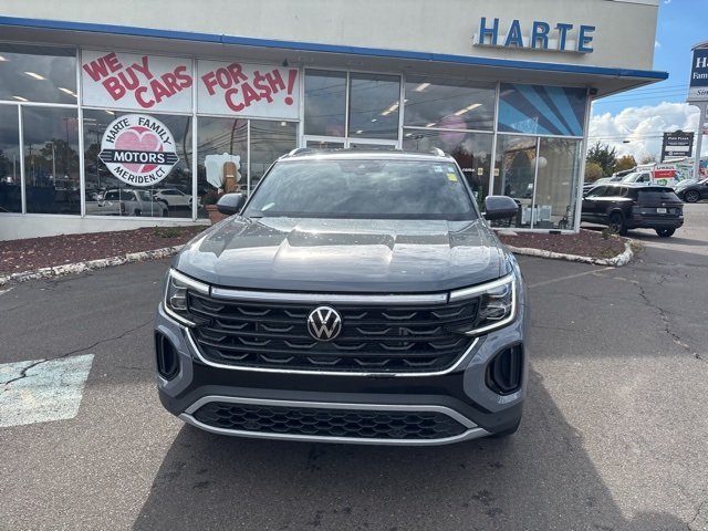 2024 Volkswagen Atlas Cross Sport SE Technology photo 3