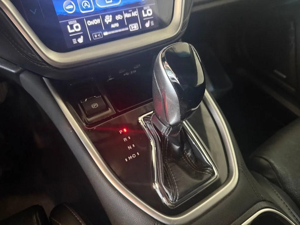 Used 2020 Silver Subaru Limited image 12