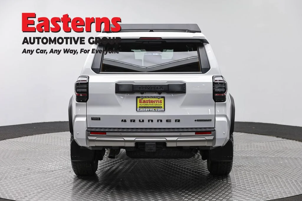 Used 2025 White Toyota Trailhunter image 6