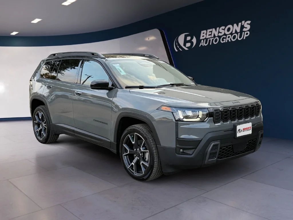 New 2026 Gray Jeep Overland image 7
