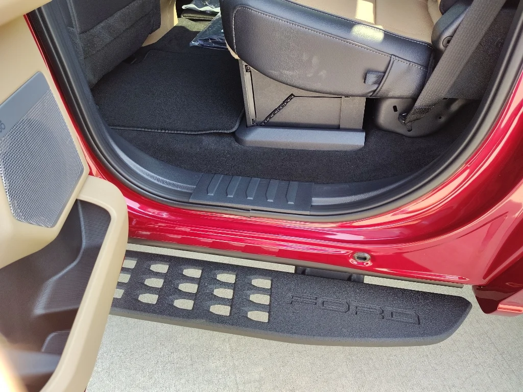 New 2026 Ruby Red Metallic Tinted Clearcoat Ford F-250® Lariat® image 11