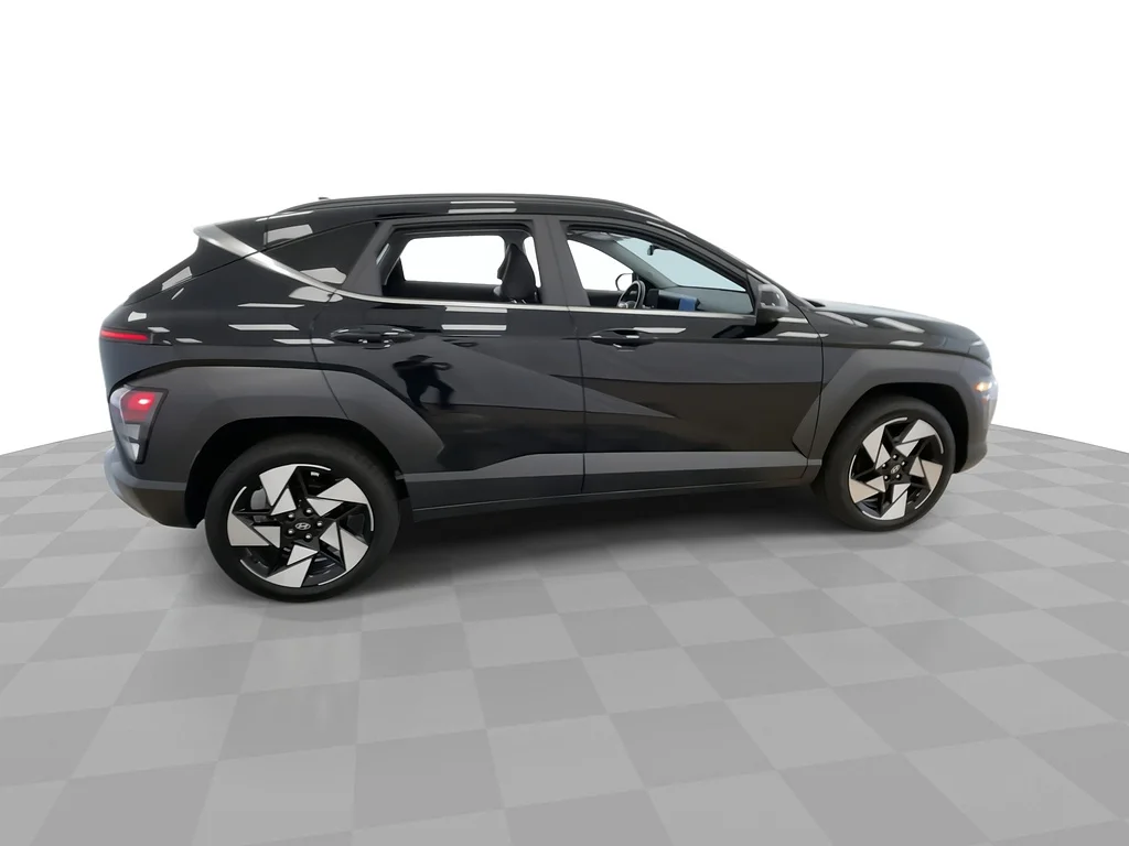 Used 2024 Abyss Black Pearl Hyundai Limited image 2