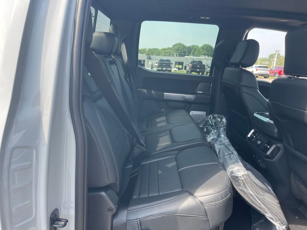 New 2026 Avalanche Ford Platinum image 21