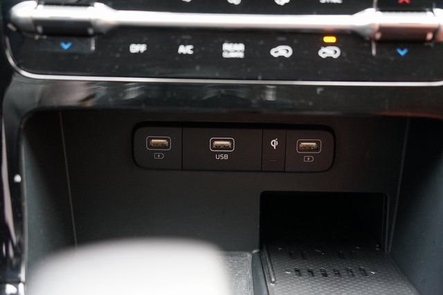 2024 KIA CARNIVAL - Image 16