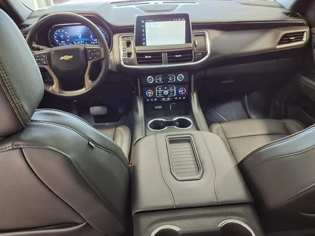 Used 2024 Pearl Chevrolet High Country image 23