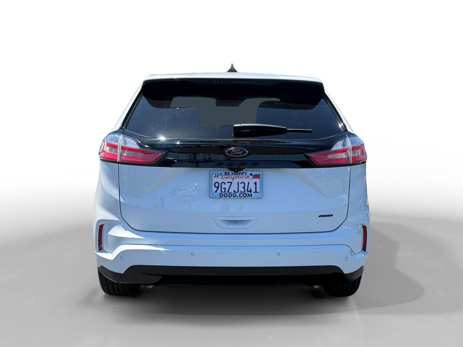 Used 2023 Oxford White Ford SE image 4