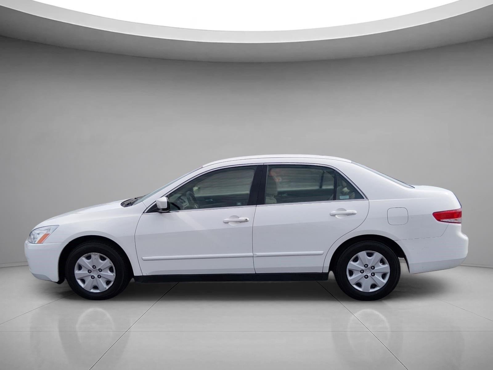 Used 2003  Honda LX image 2