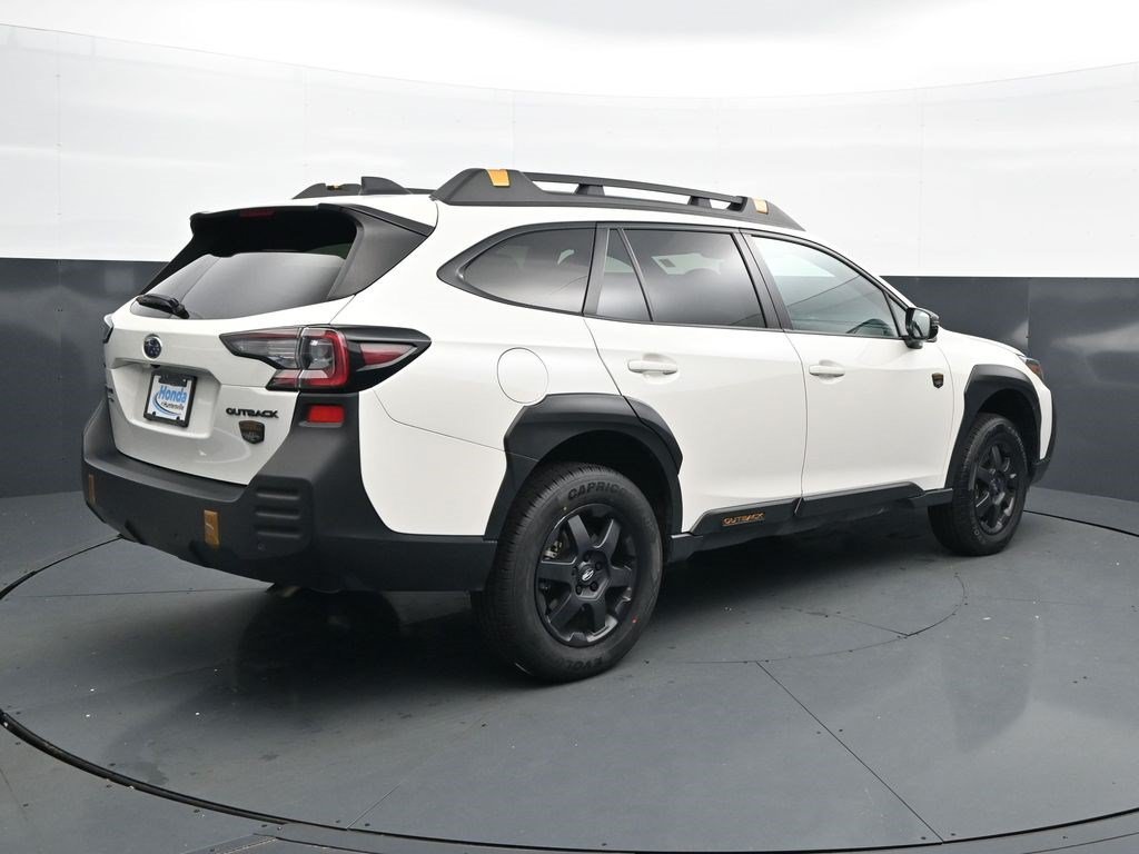 Used 2023 Crystal White Pearl Subaru Wilderness image 7