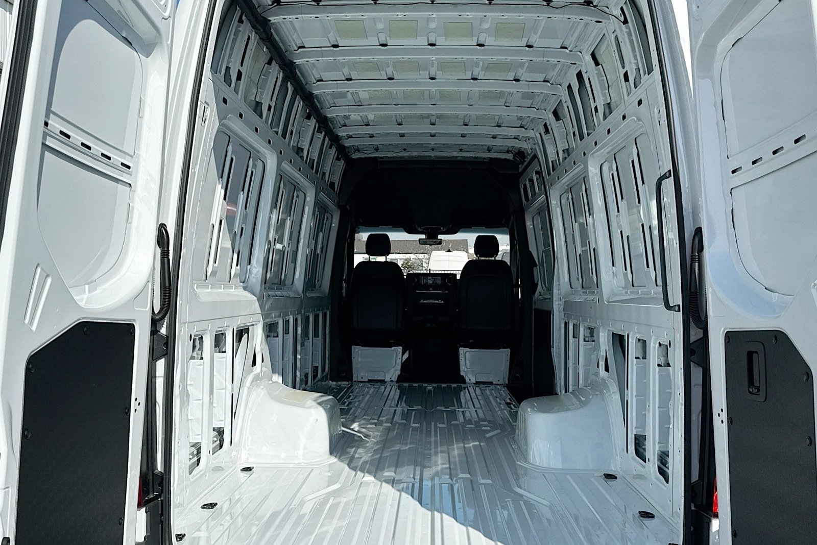 New 2026 Arctic White Mercedes-Benz  image 21