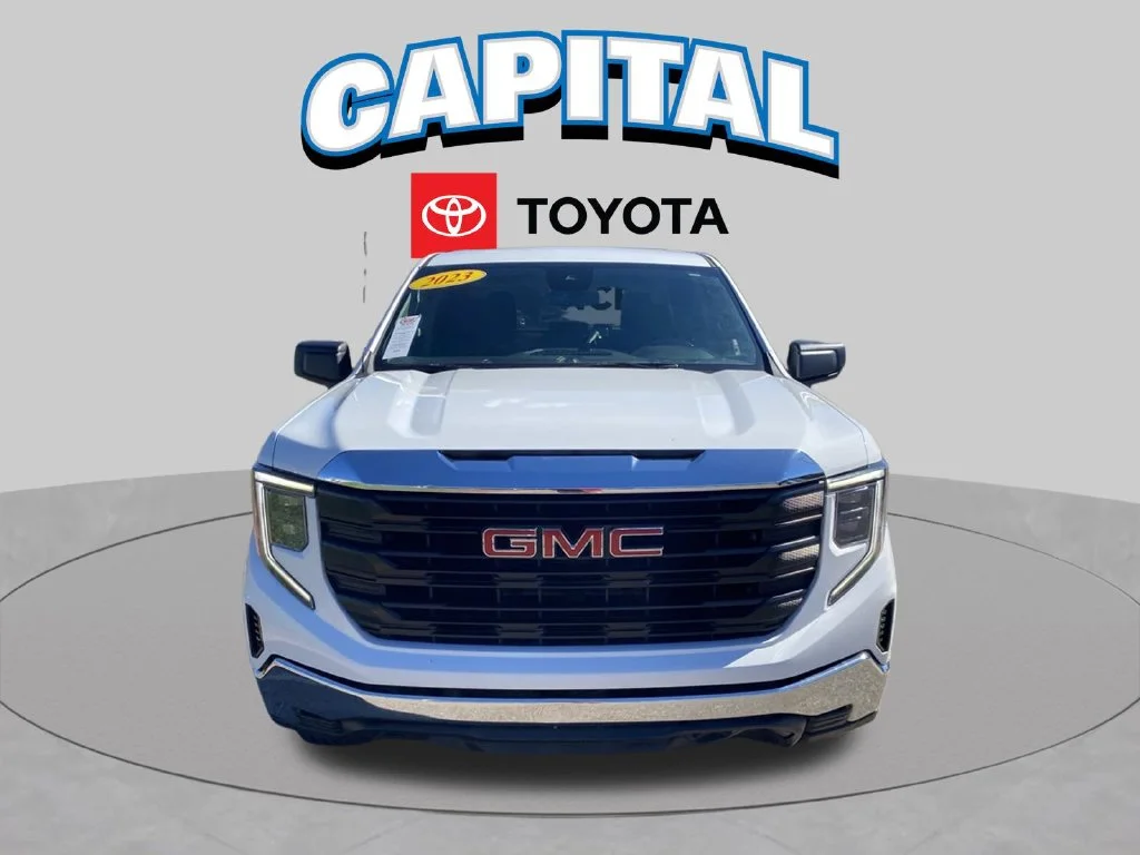 Used 2022 White GMC Pro image 17