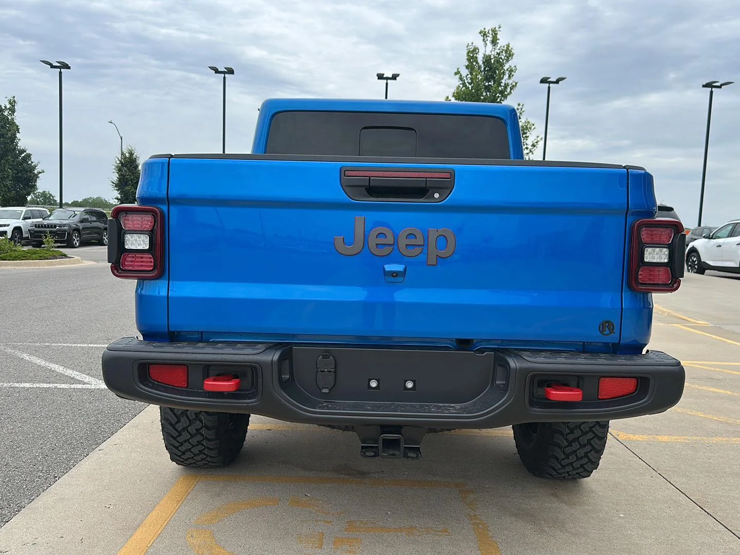 New 2026 Hydro Blue Pearlcoat Jeep Rubicon image 3