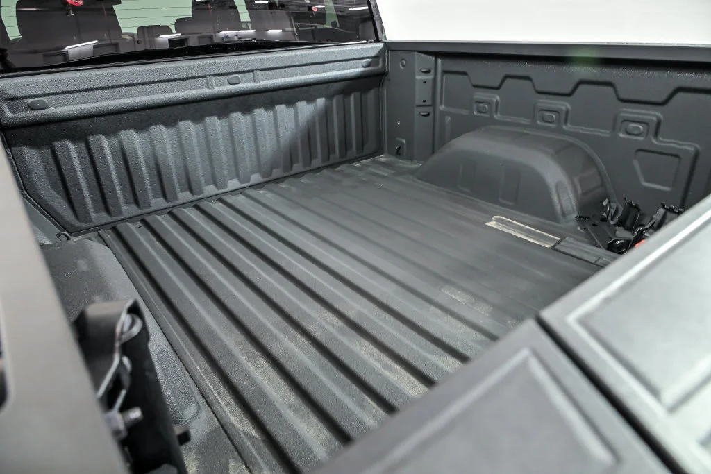 2025 Chevrolet Silverado 1500 Custom - Photo 7