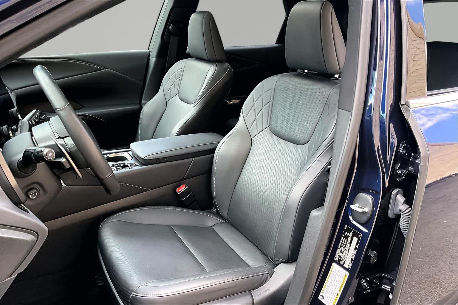 Used 2023 Nightfall Mica Lexus Premium image 8
