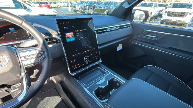 New 2026 Onyx Black GMC Elevation Extended Range image 19