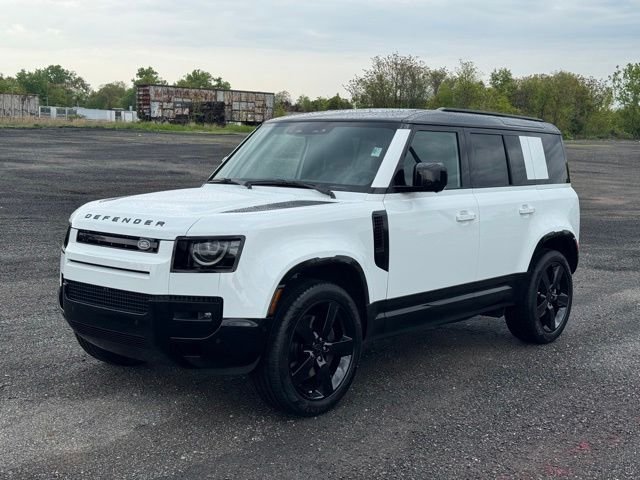2026 Land Rover Defender 110 X-Dynamic SE