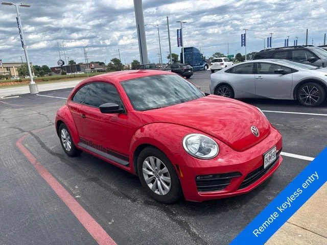 Used 2017 Tornado Red Volkswagen 1.8T S image 3