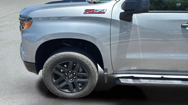 Used 2024 Sterling Gray Metallic Chevrolet Custom Trail Boss image 29