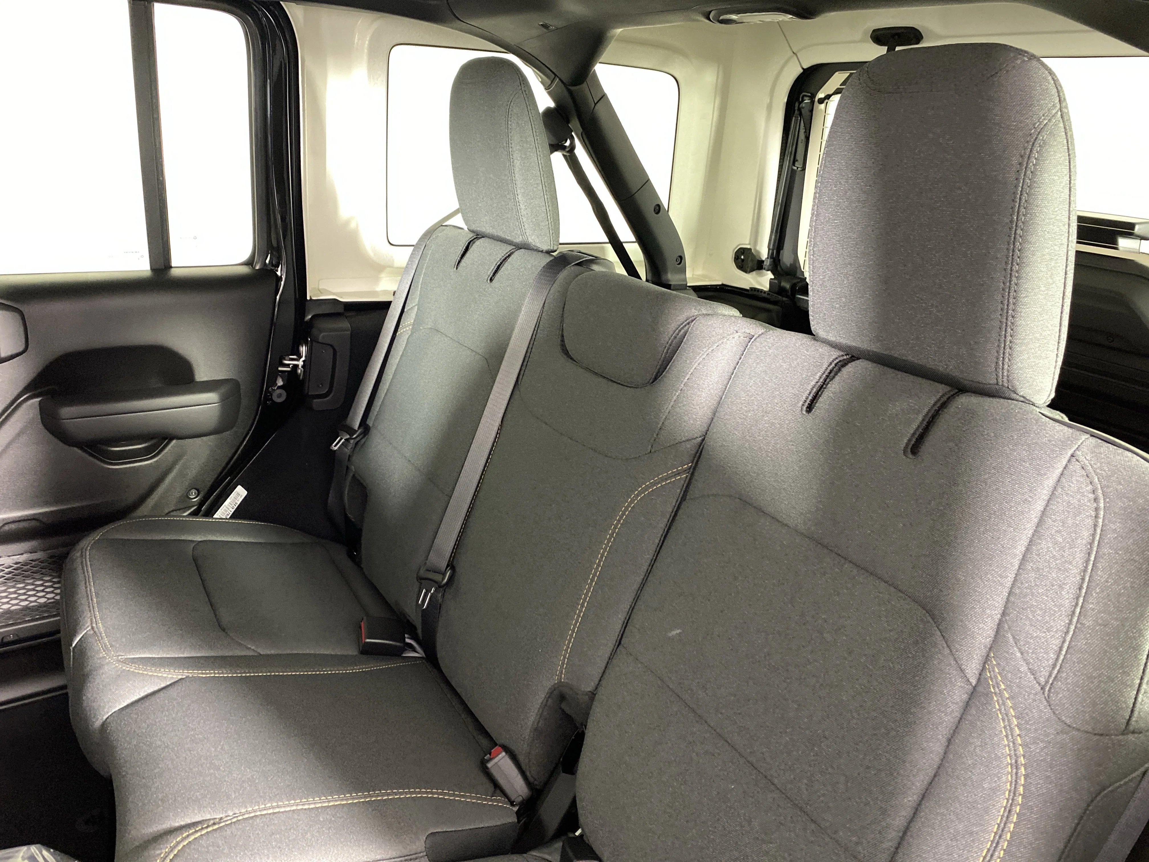 New 2026 Black Clear-Coat Exterior Paint Jeep Sport S image 28