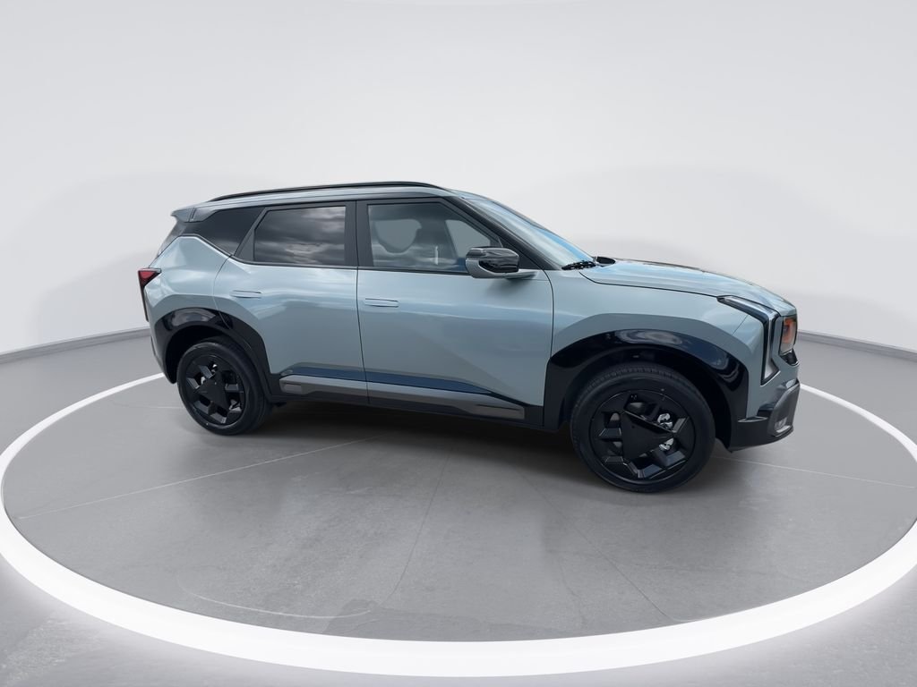 New 2027 Green Kia X-Line image 9
