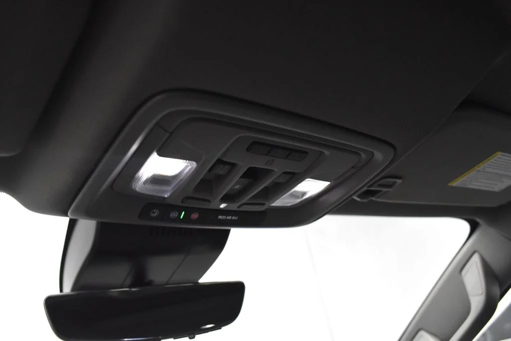 Used 2024 Silver GMC Denali image 14