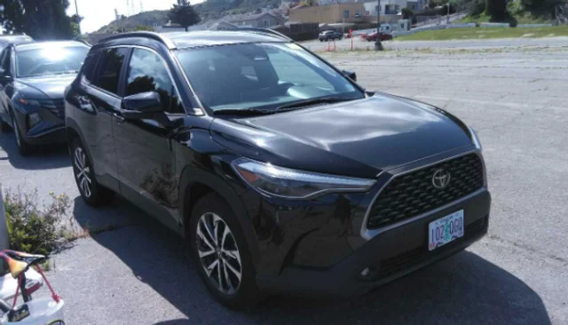 2025 Toyota Corolla Cross XLE