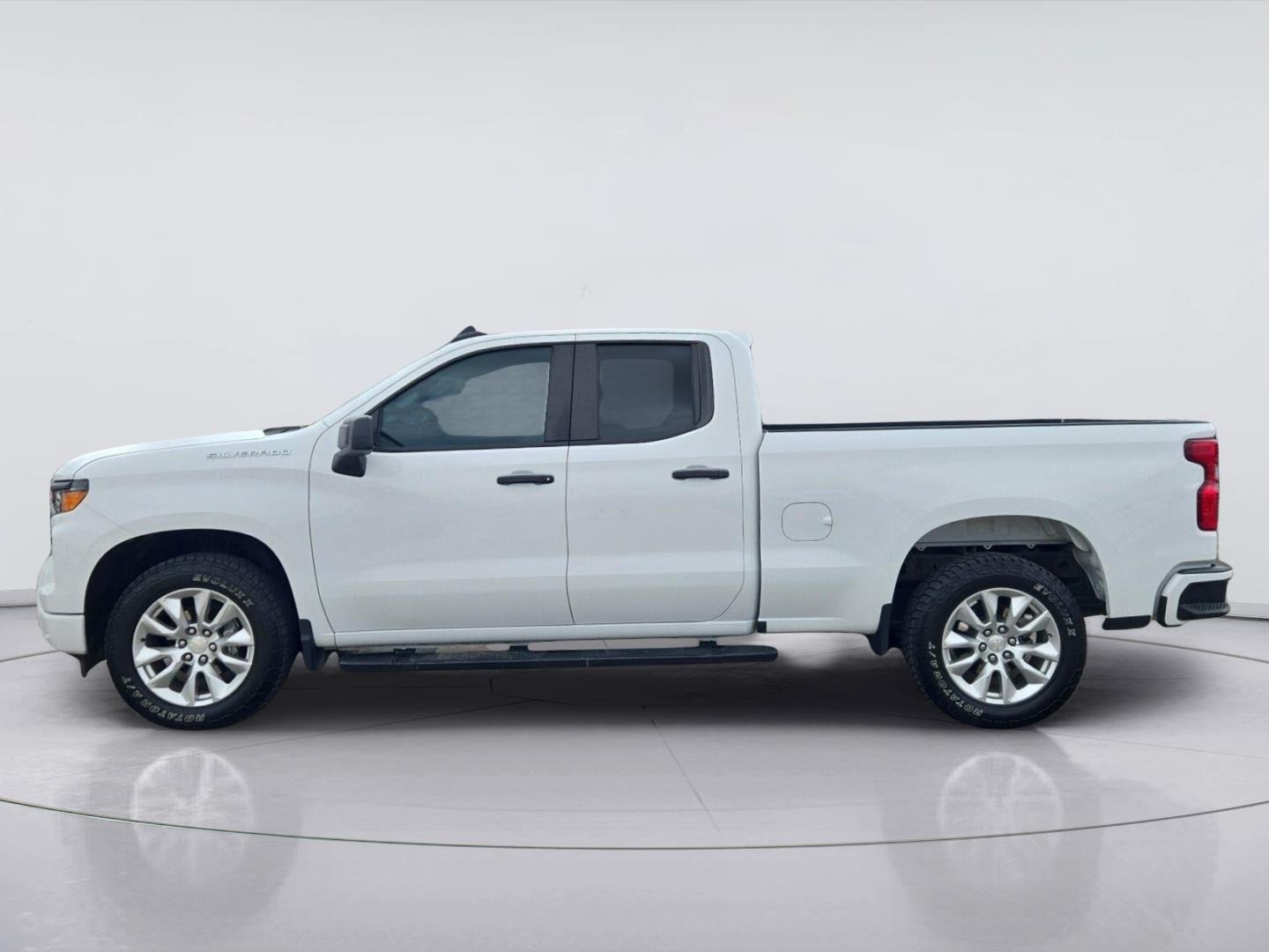 Used 2024 Summit White Chevrolet Custom image 2