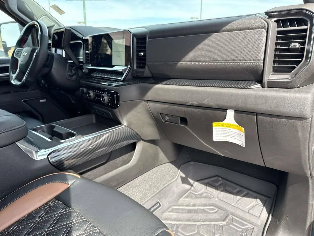 2025 Chevrolet Silverado 2500 HD LTZ - Photo 24