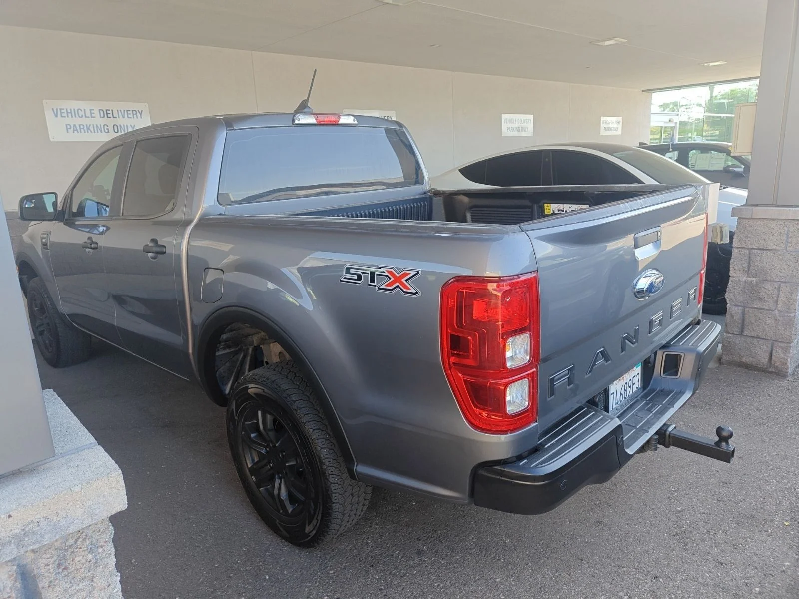 Used 2021 Carbonized Gray Metallic Ford XL image 4