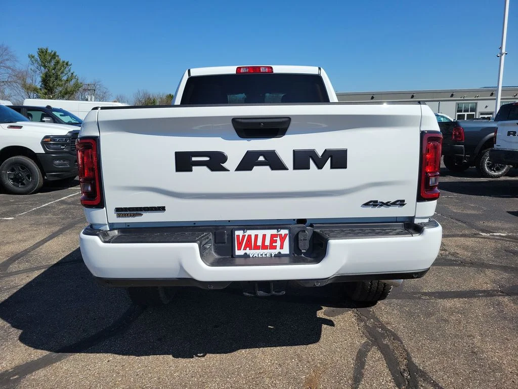 New 2026 Bright White Clear-Coat Exterior Paint RAM Big Horn image 6